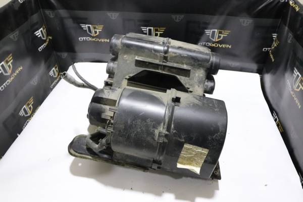 FORD TRANSİT 100 L-S-V ÇIKMA PARÇA  V184 KLİMA KUTUSU